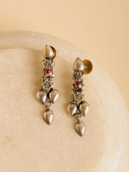 The Kali Ladi — 925 sterling silver earrings by Neeta Boochra, Jaipur