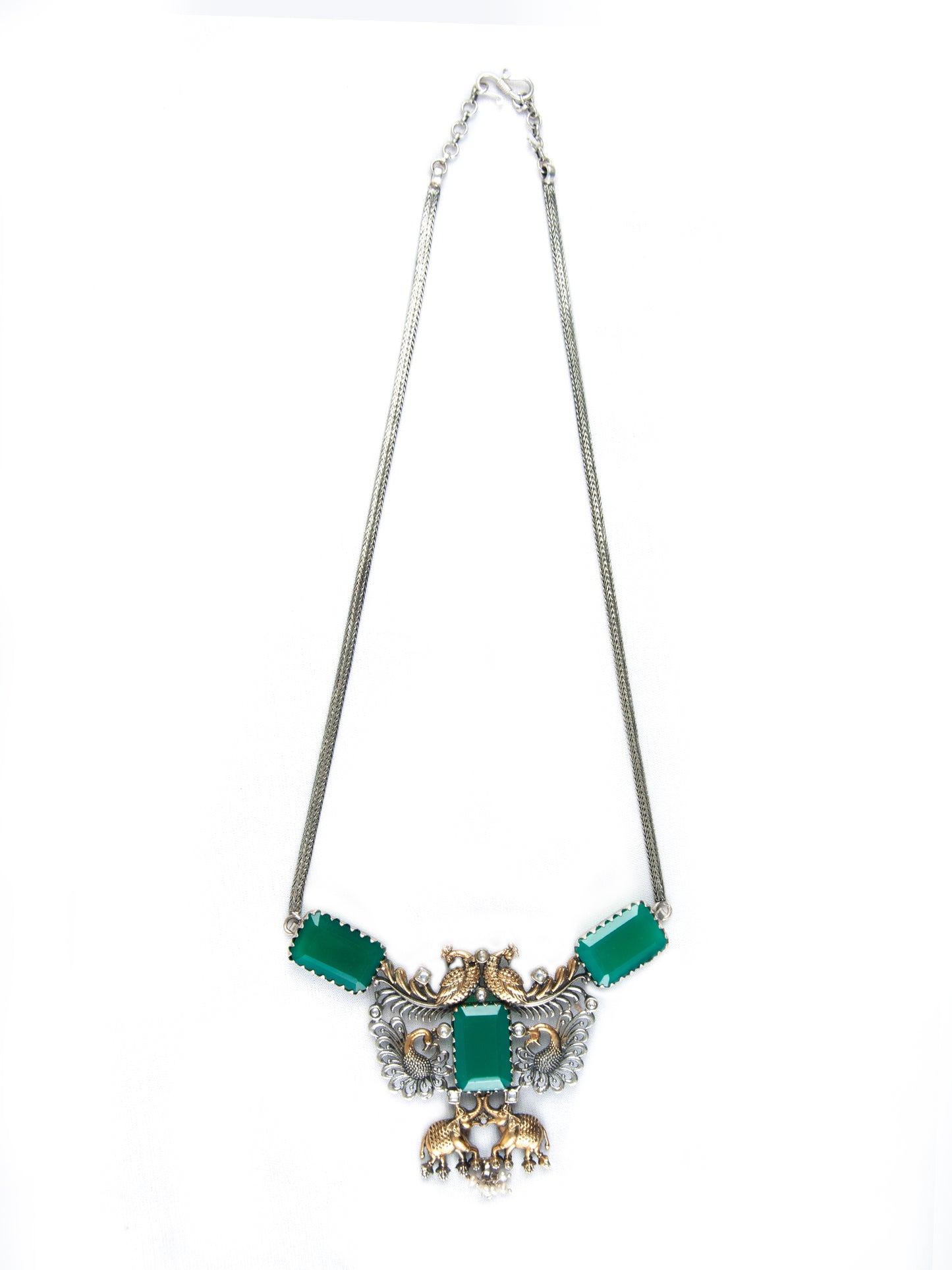 Wildlife Fusion Choker: 925 Silver with Green Onyx Gemstone