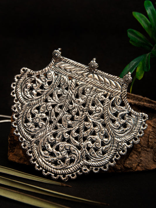 Chitai Charm: 925 Silver Hand-Embossed Everyday Wear Necklace