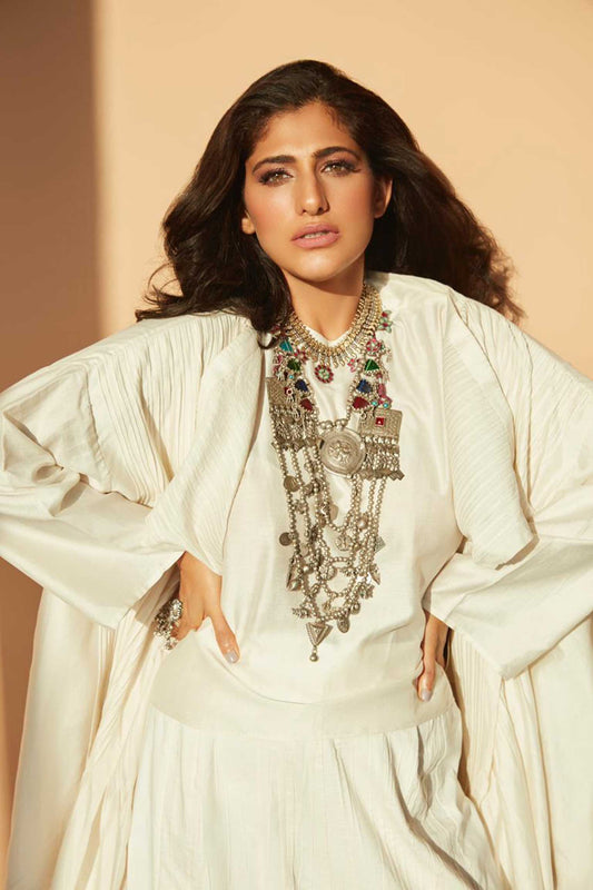 Kubbra Sait in Subhaga collection of Neeta Boochra Jewelry