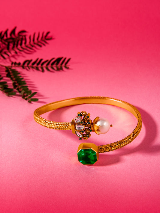Svarnim Fusion Bangle with Pearl
