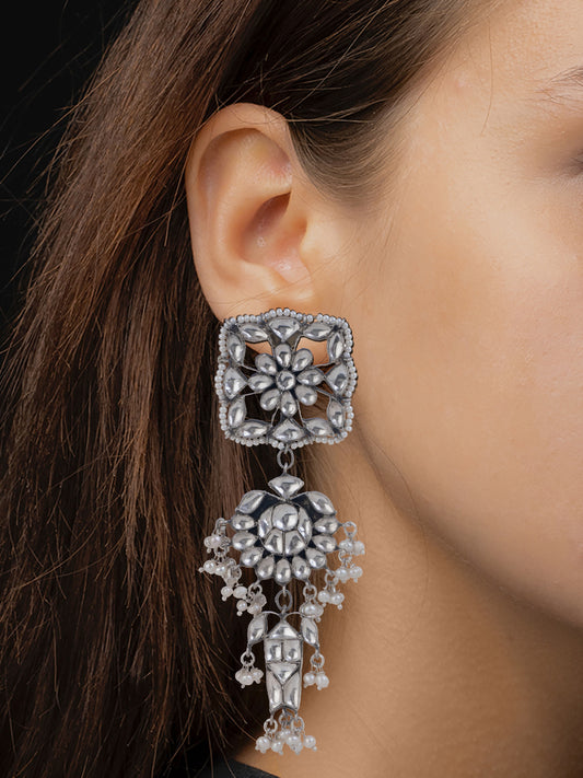 Kundan Fish Motif Earrings