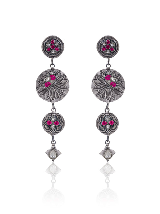 Lightweight Earrings with Kundan Motifs