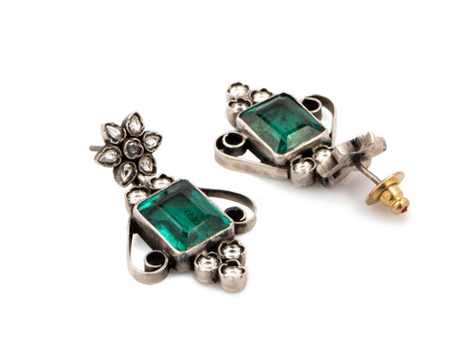 925 Sterling Silver Earrings with Green Gemstone and Kundan