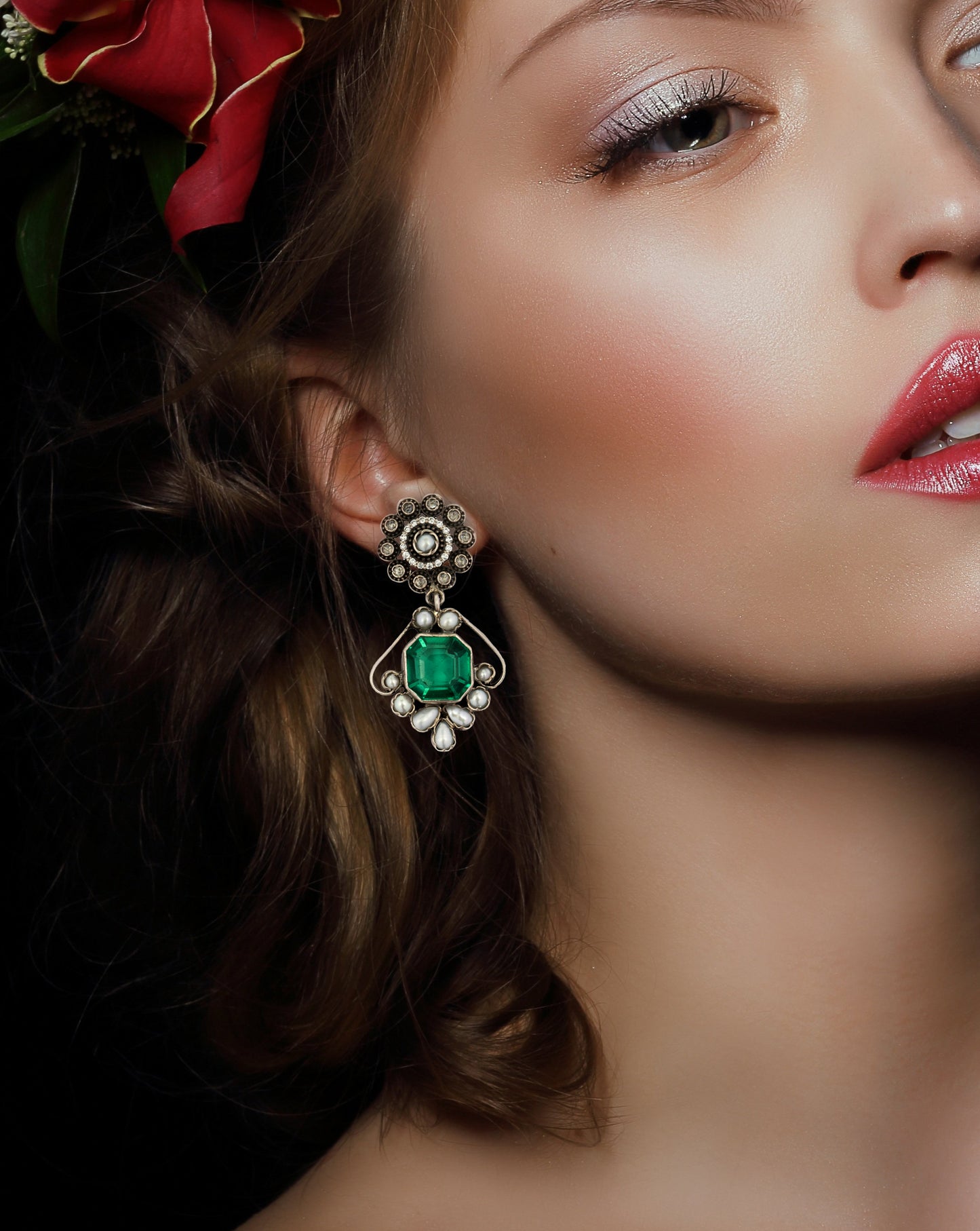 925 Sterling Silver Earrings with Green Gemstone and Pearls