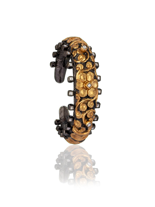 NB Signature Dual Tone Adjustable Cuff