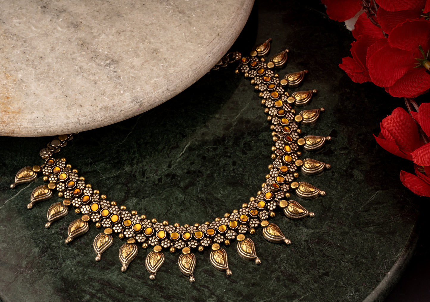 925 Sterling Silver Two Tone Fine Glass Work Paisley Necklace