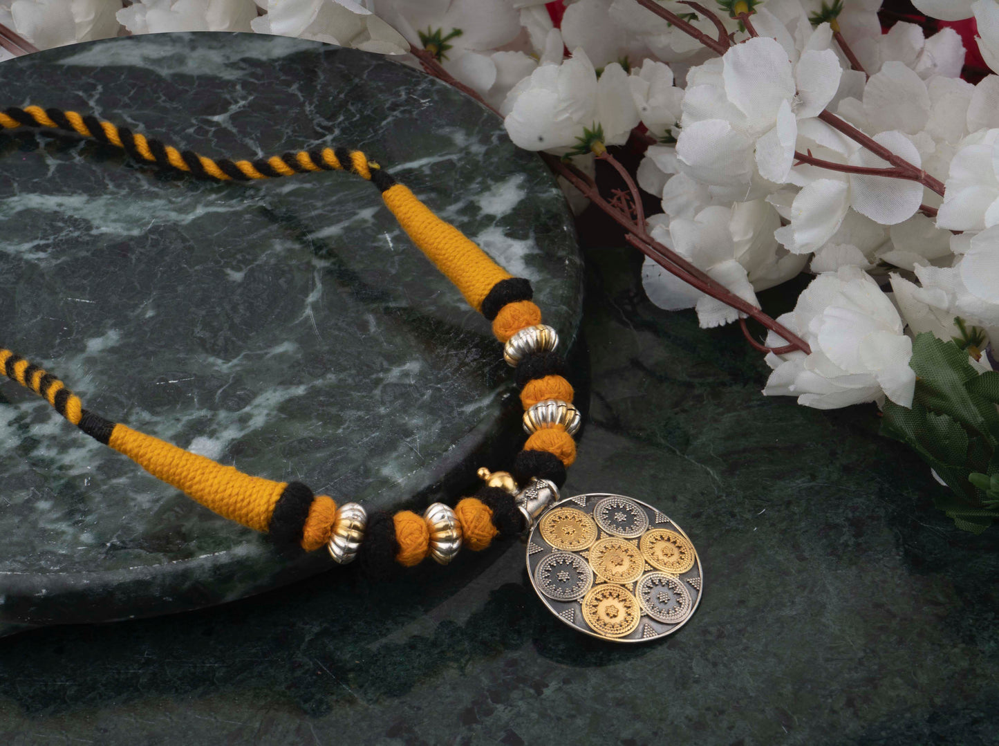 925 Sterling Silver Two Tone Fine Rawa Work Necklace with Kundan Floral Motif