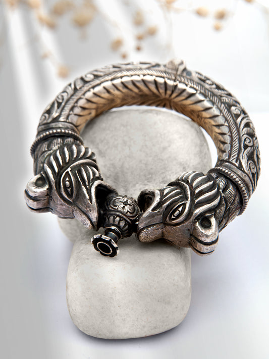 Silver Statement Lion Openable Bangle