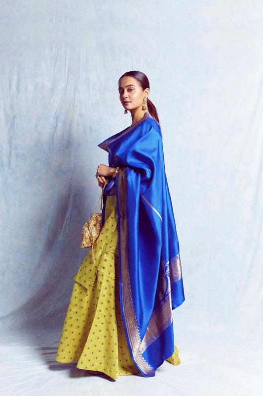 Surveen Chawla in Jhankar collection of Neeta Boochra Jewelry