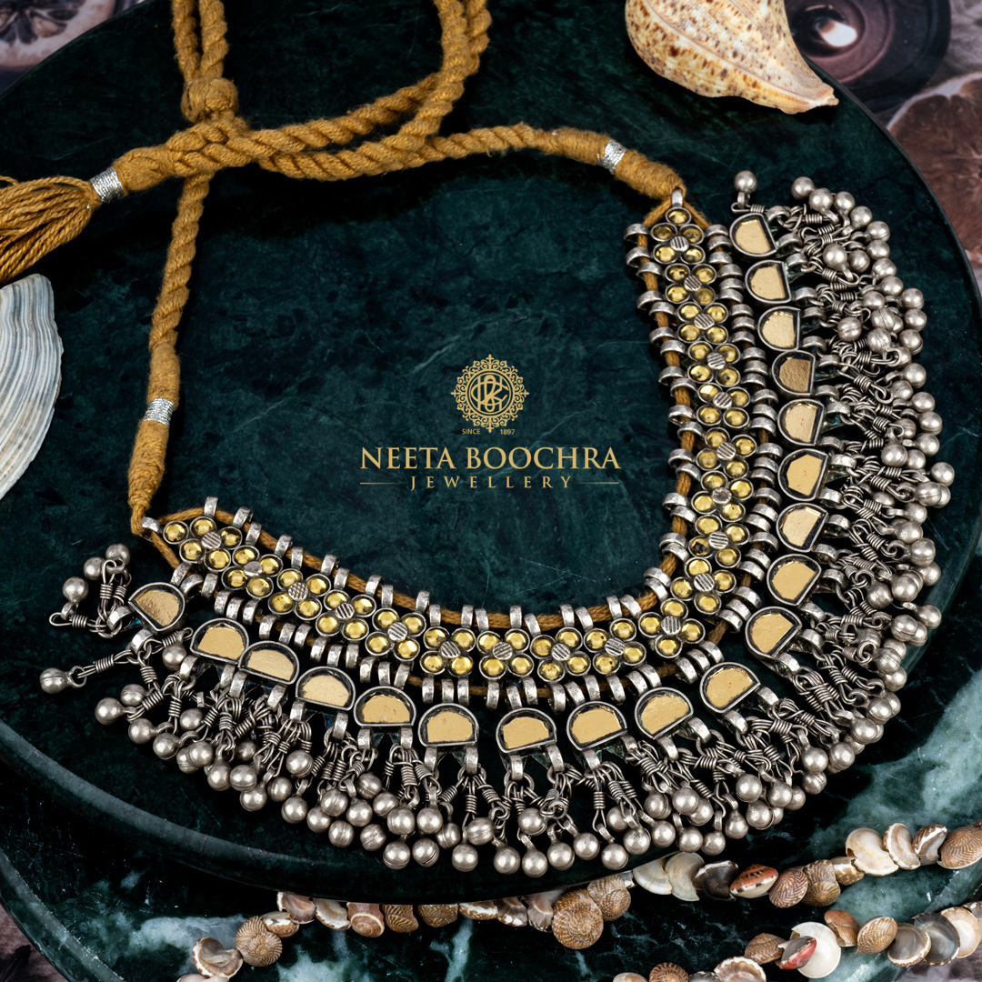 Aamna Sharif's Mirror Necklace