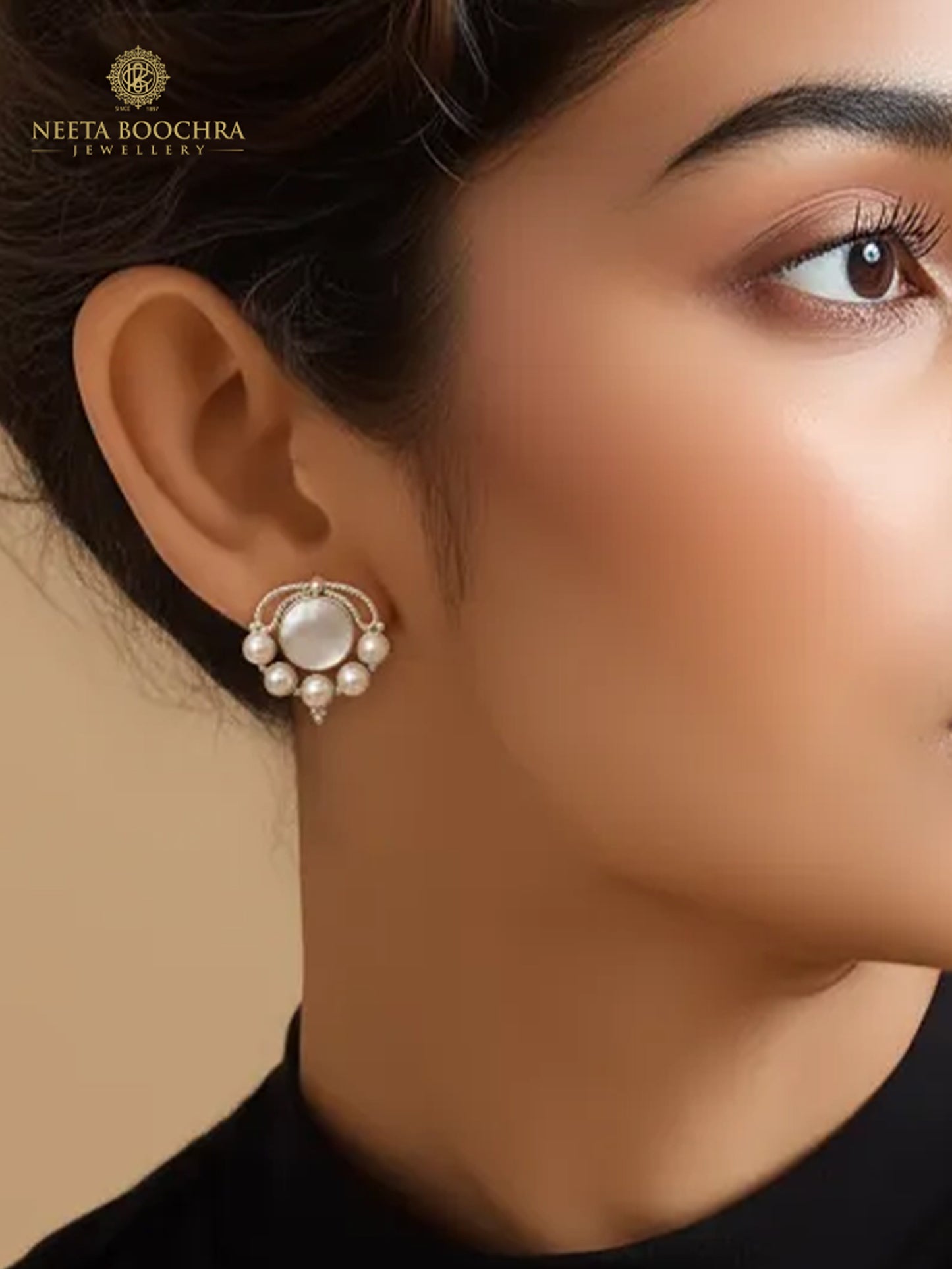 Chandrika 925 Silver Shweta Pearl Stud Earrings