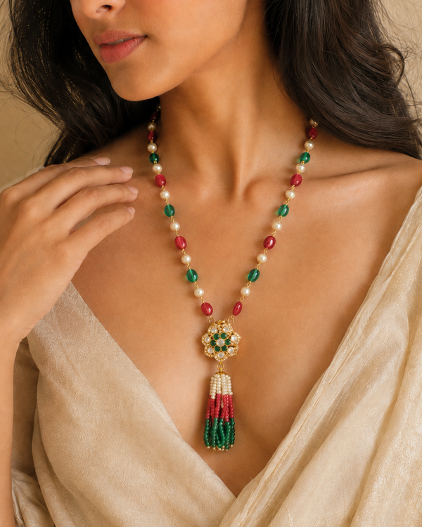 The Navratan Lariat