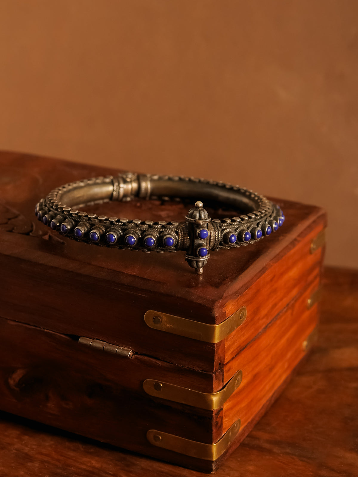 The Neel Bangle view 2