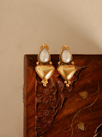 The Dvitiya view 2