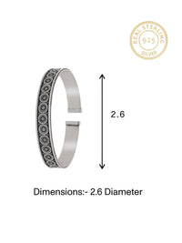 The Rawa Bangle view 3