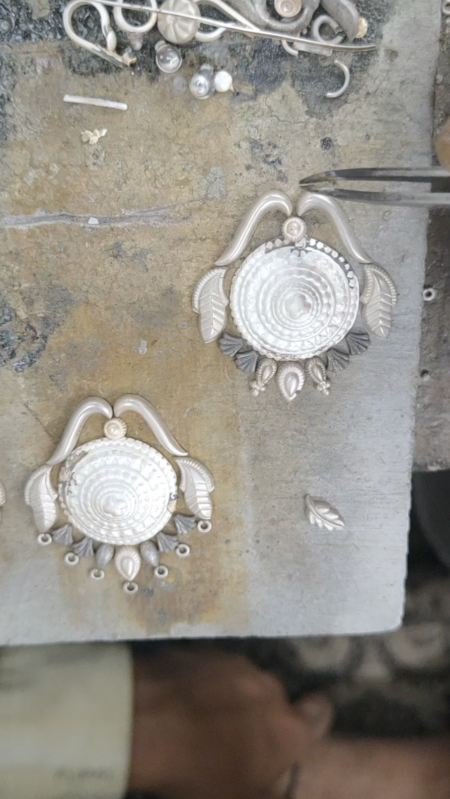 Handmade — master karigar
