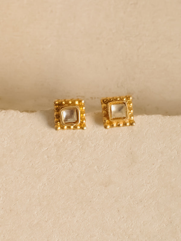 The Kundan Bindu