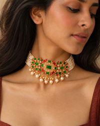The Panna Patta Choker view 1