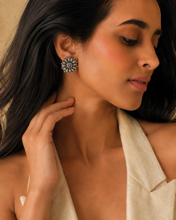 Nitya 925 Silver Sunflower Earrings