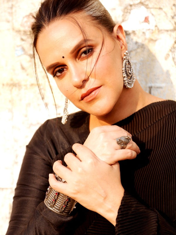 Neha Dhupia wearing Neeta Boochra Jewels