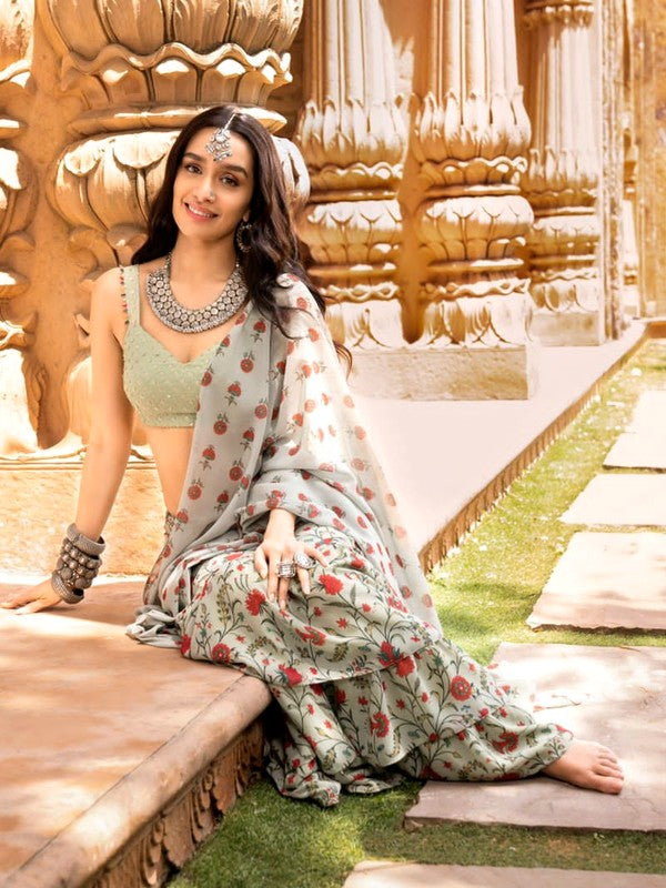 Shraddha Kapoor wearing Neeta Boochra Jewels