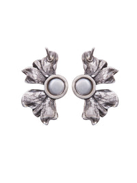 Leafy Pearl Earrings view 5