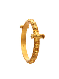Golden Rawa Elegance: 925 Silver Gold Plated Classic Bangle view 2