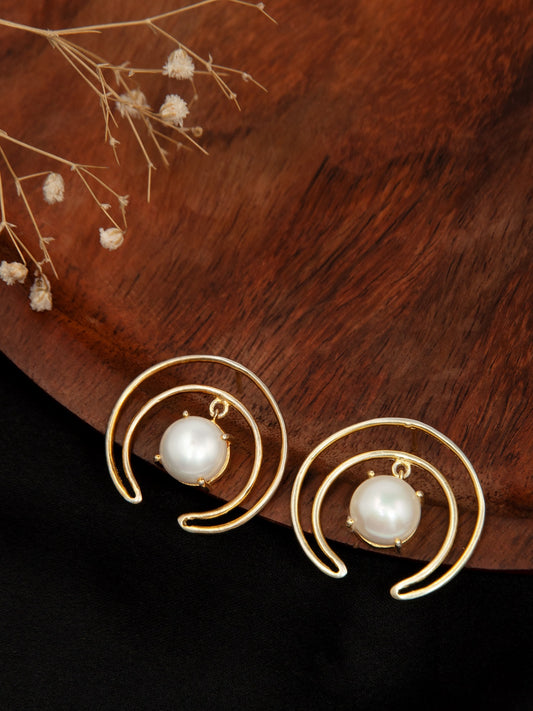 Modern Chic: 925 Sterling Silver Contemporary Earrings with Freshwater Pearl