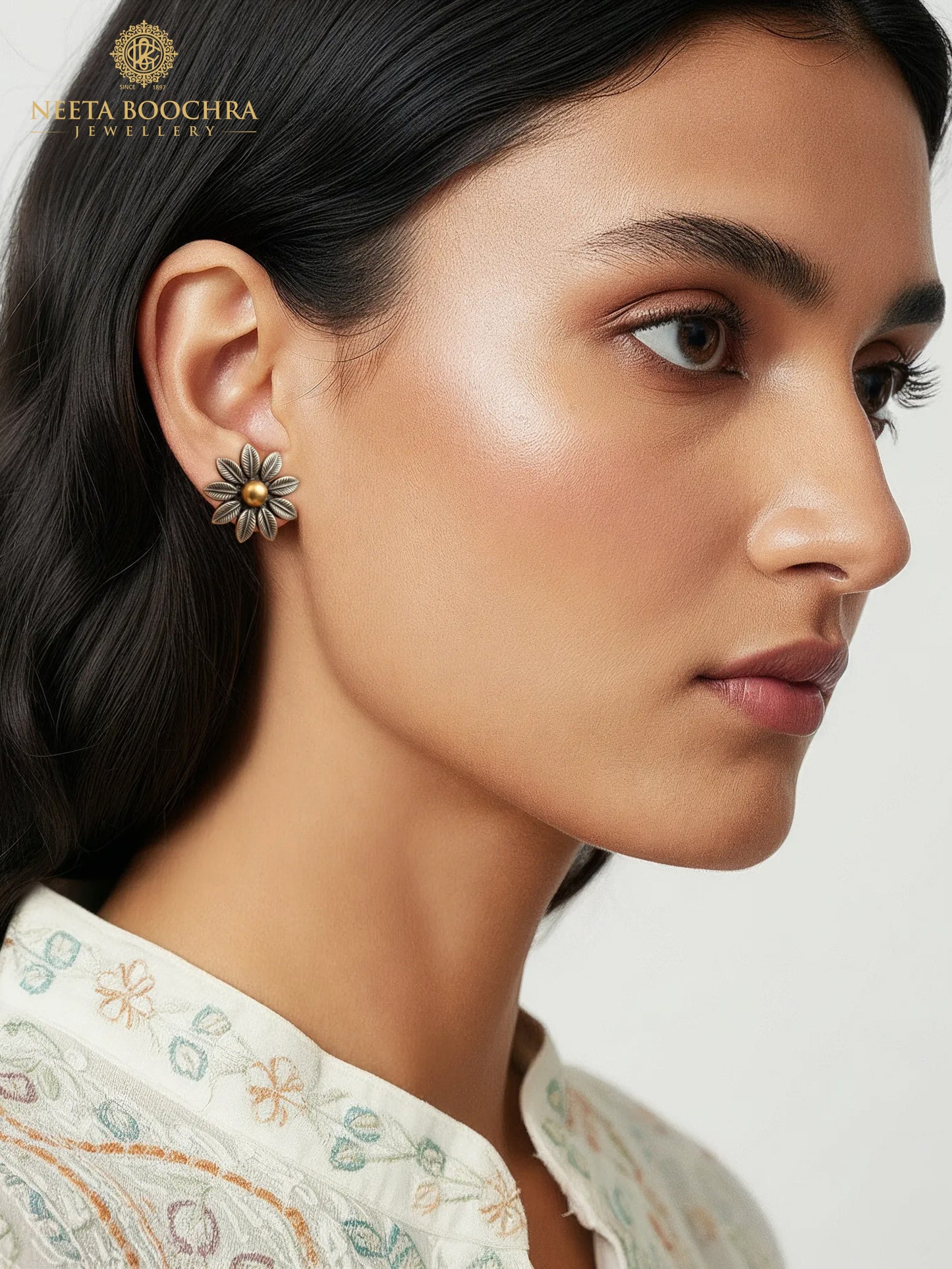 Nitya 925 Silver Two Tone Flower Earrings