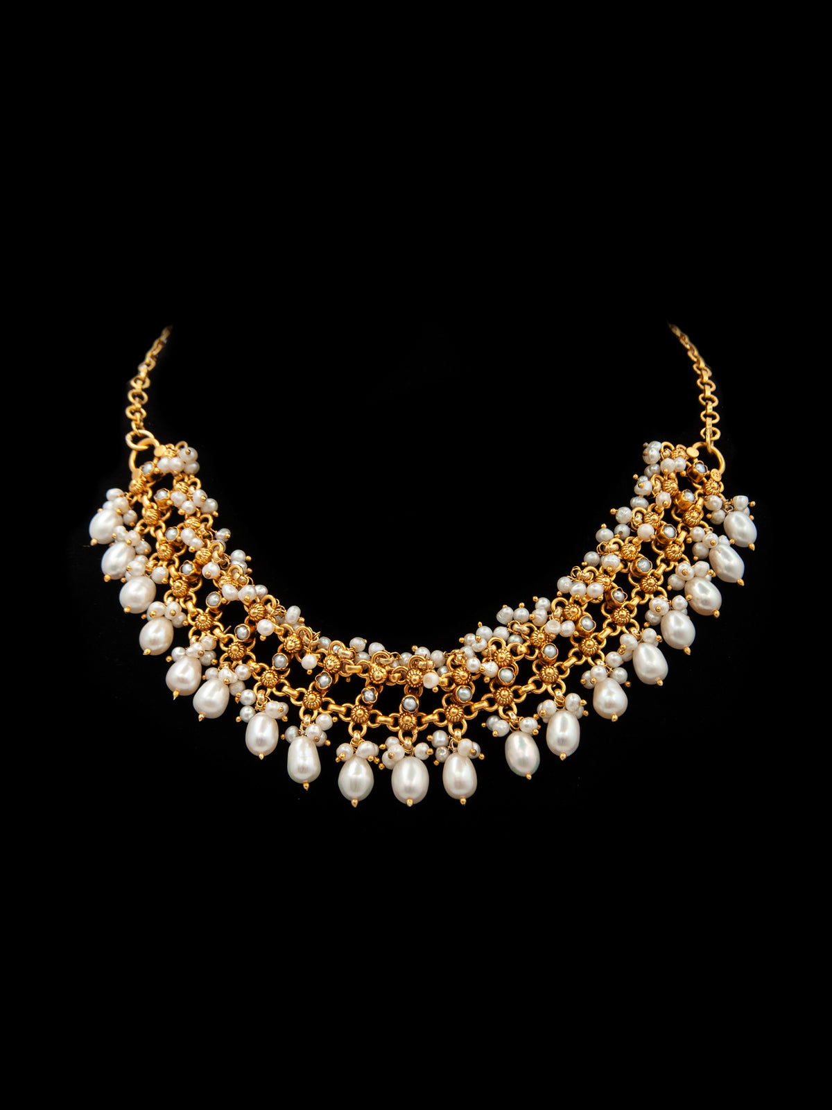 Pearlescent Elegance: 925 Silver Gold Plated Necklace with Pearl Drops view 4