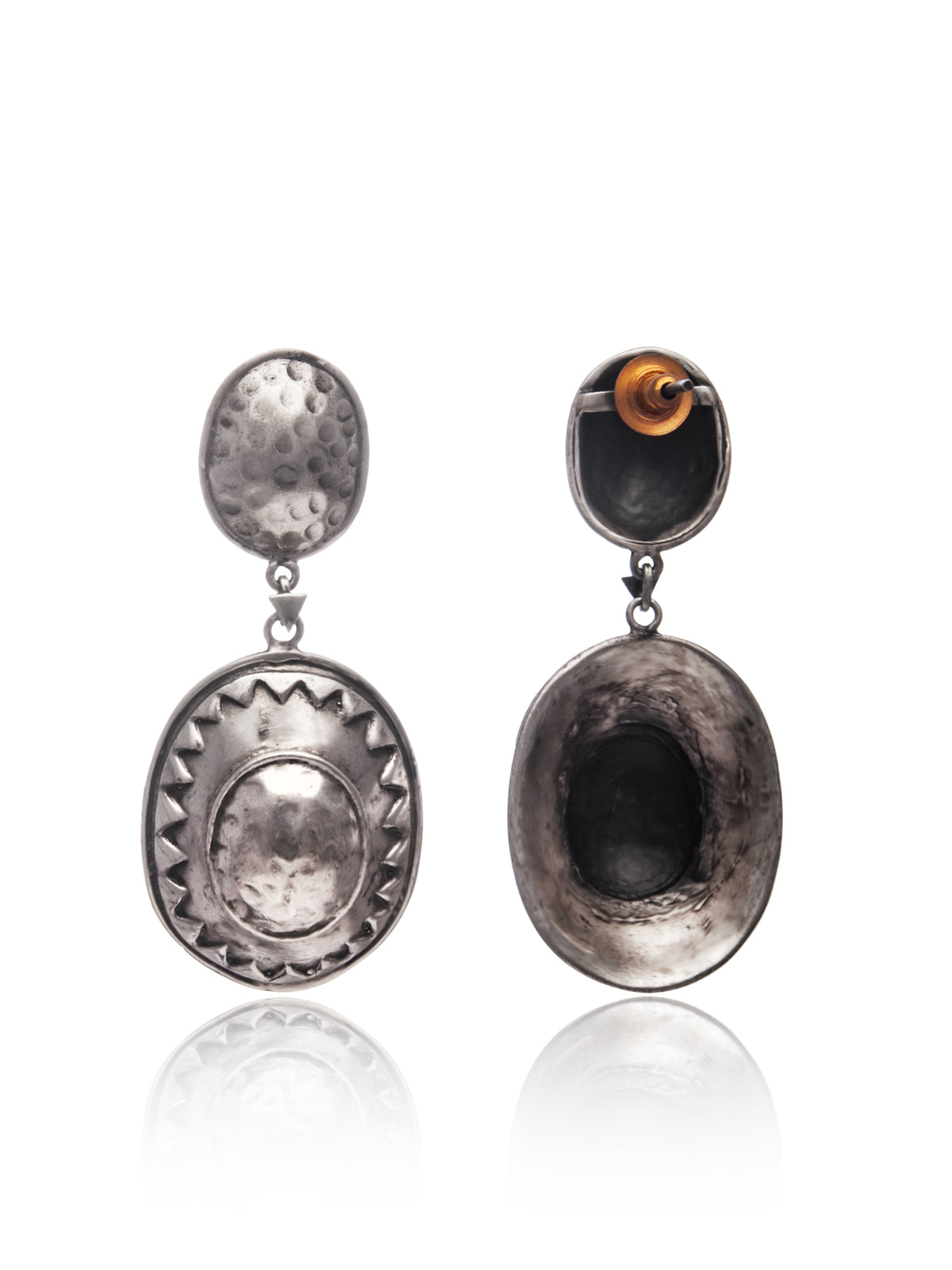 Ovaluxe Earrings view 3