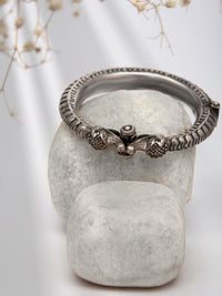 Serpentine Charm: 925 Silver Tribal Snake Motif Bangle view 1