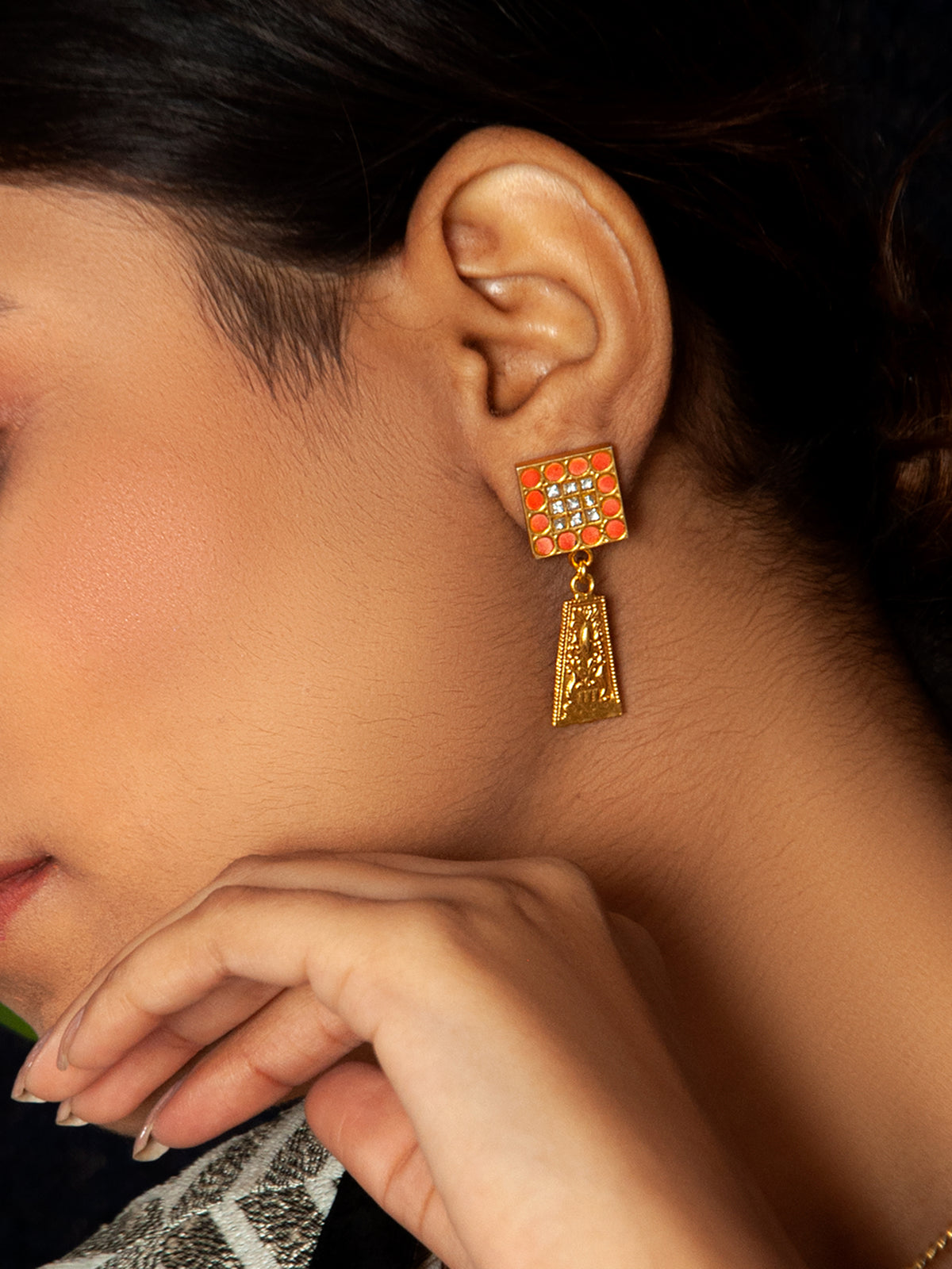 Sona Kundan Haar Earrings: 925 Sterling Silver Gold Plated view 4