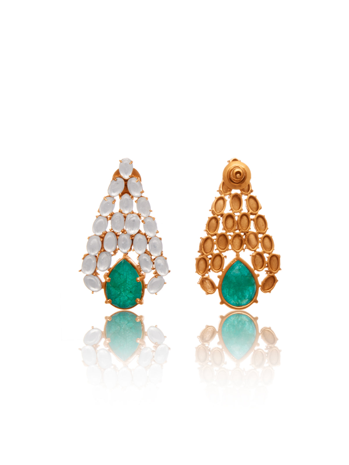 Kundan Triangle Bliss Earrings view 3