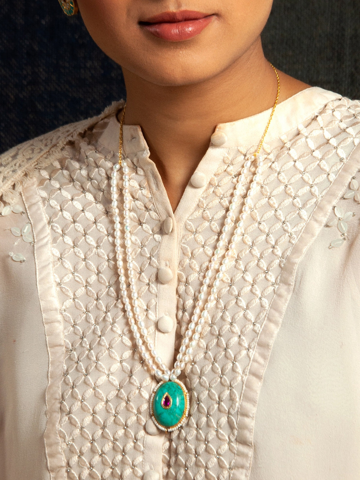 Turquoise Tranquility: 925 Silver Necklace with Pearl Beads view 5