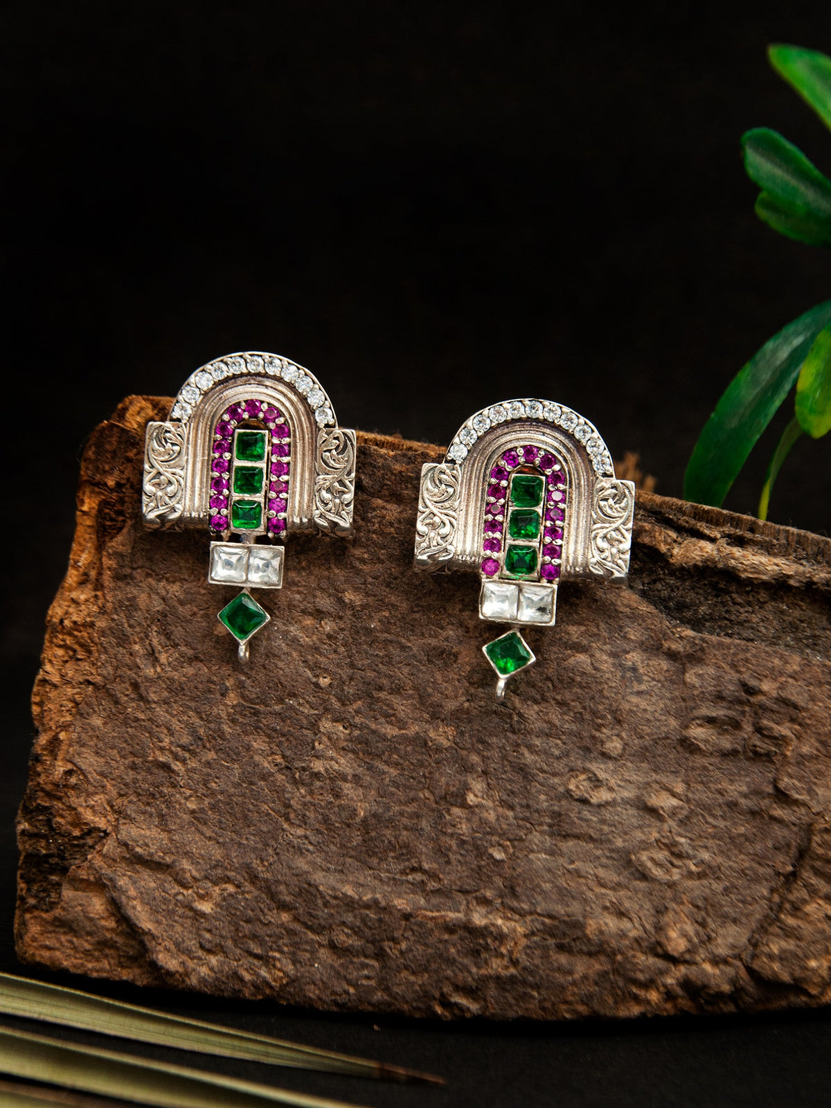 Luck Horseshoe Earrings: 925 Sterling Silver view 1