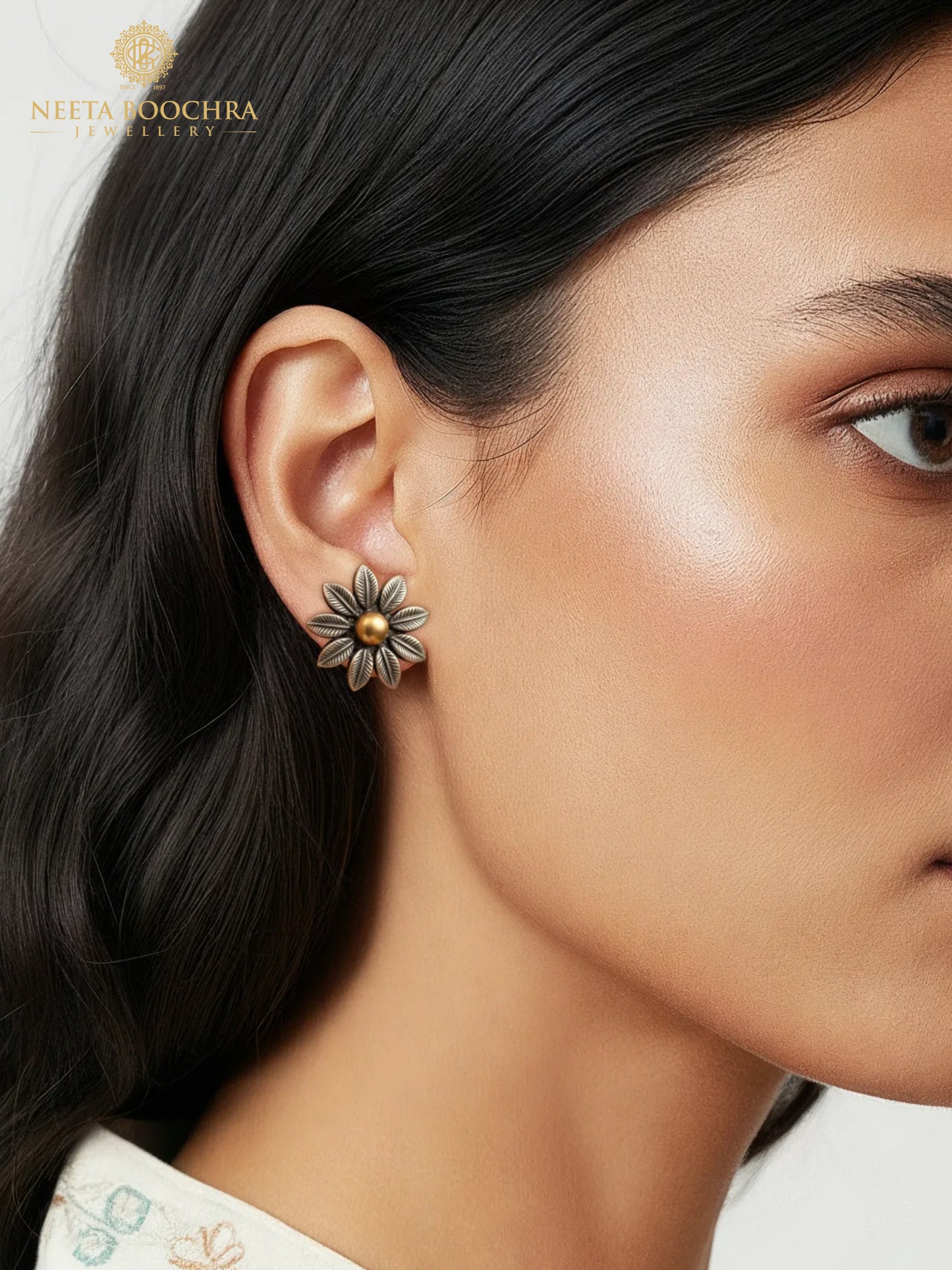 Nitya 925 Silver Two Tone Flower Earrings