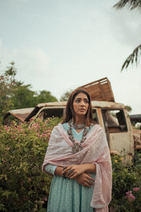 Yogita Bihani in Parampara collection of Neeta Boochra Jewelry view 6