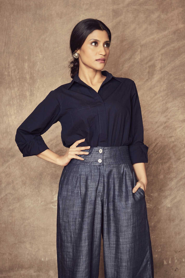 konkona Sen in Samridhi collection of Neeta Boochra Jewelry alternate