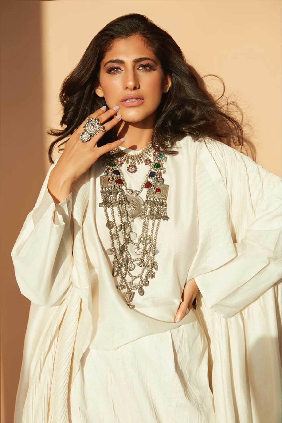 Kubbra Sait in Subhaga collection of Neeta Boochra Jewelry view 3