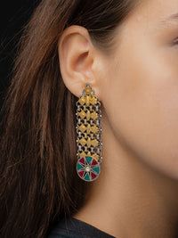 925 Sterling Silver Gold Plated Earrings with Kundan Motif view 2