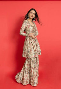 Aditi Rao Hydari in Neeta Boochra's signature Jhumkis view 4