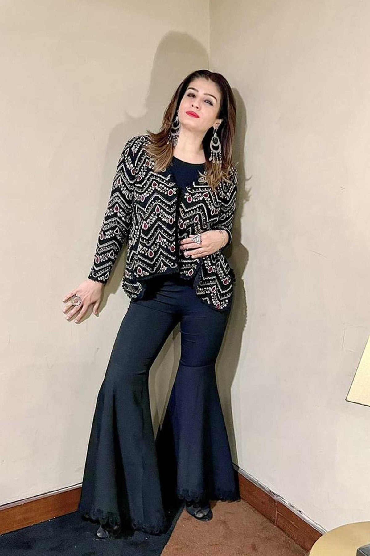 Raveena Tandon in Utkrishta collection of Neeta Boochra Jewelry view 2