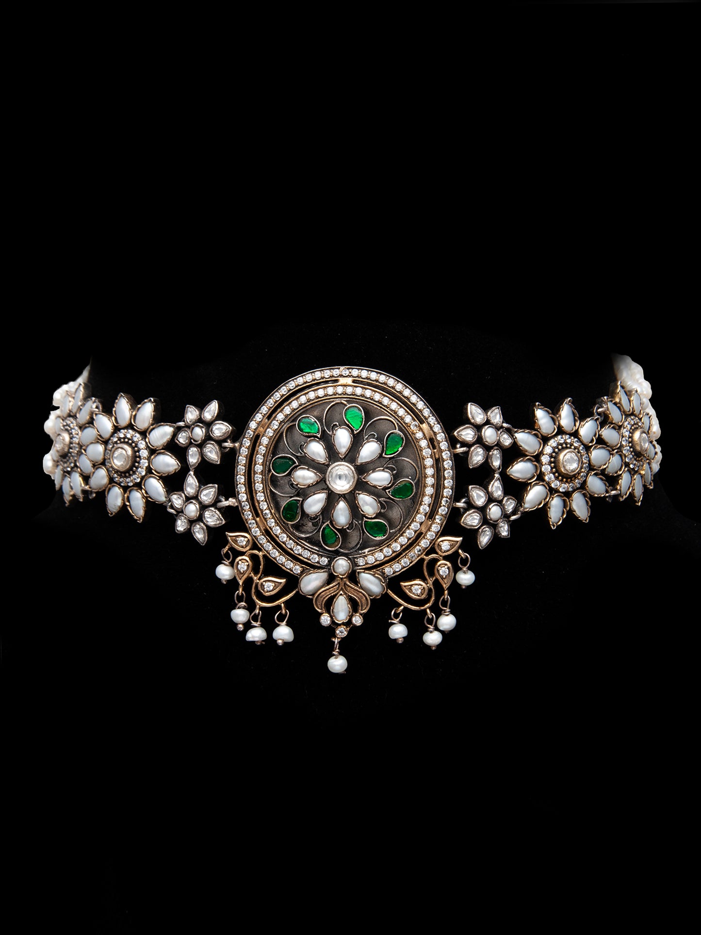 Svarnam Kundan Choker Necklace