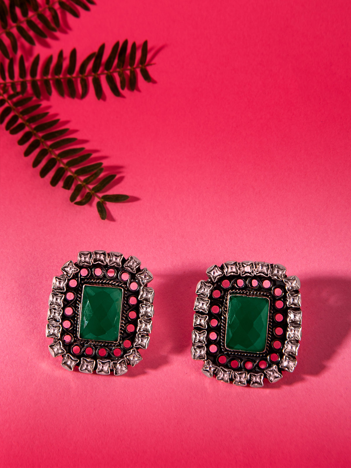 Silver Green Onyx Studs with Kundan view 2