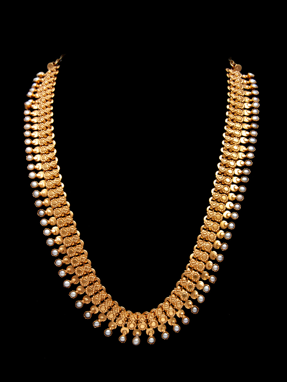 Svarnam Festive Pearl Necklace view 3