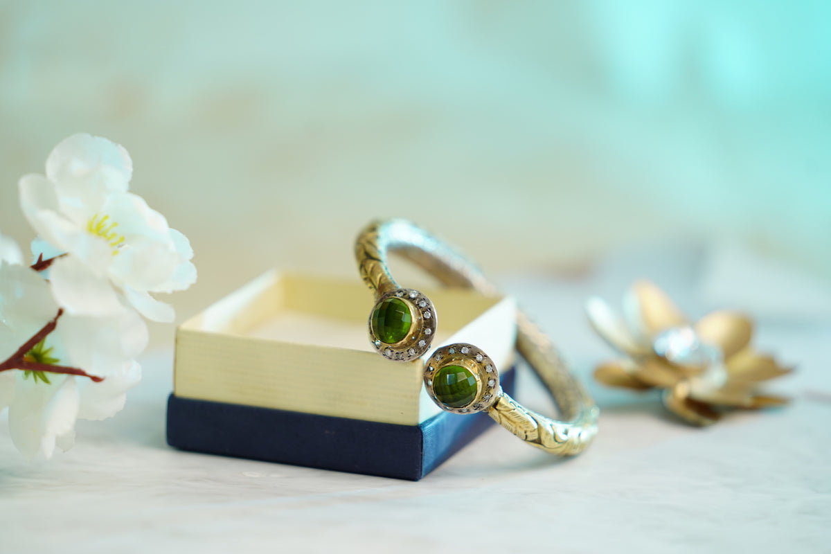 925 Silver Two Tone Chitai Bangle with Natural Green Gemstone view 4