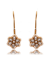 Svarnam Floral Studs view 3