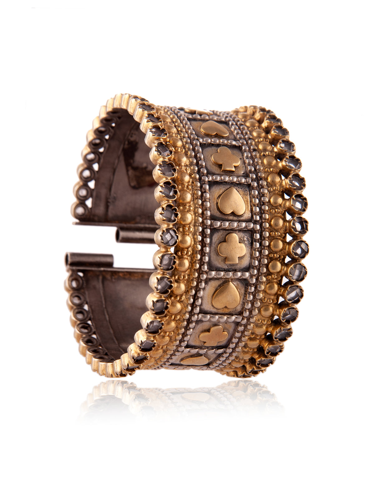 Kalbeliya Gold Hand Embossing Bangle view 3